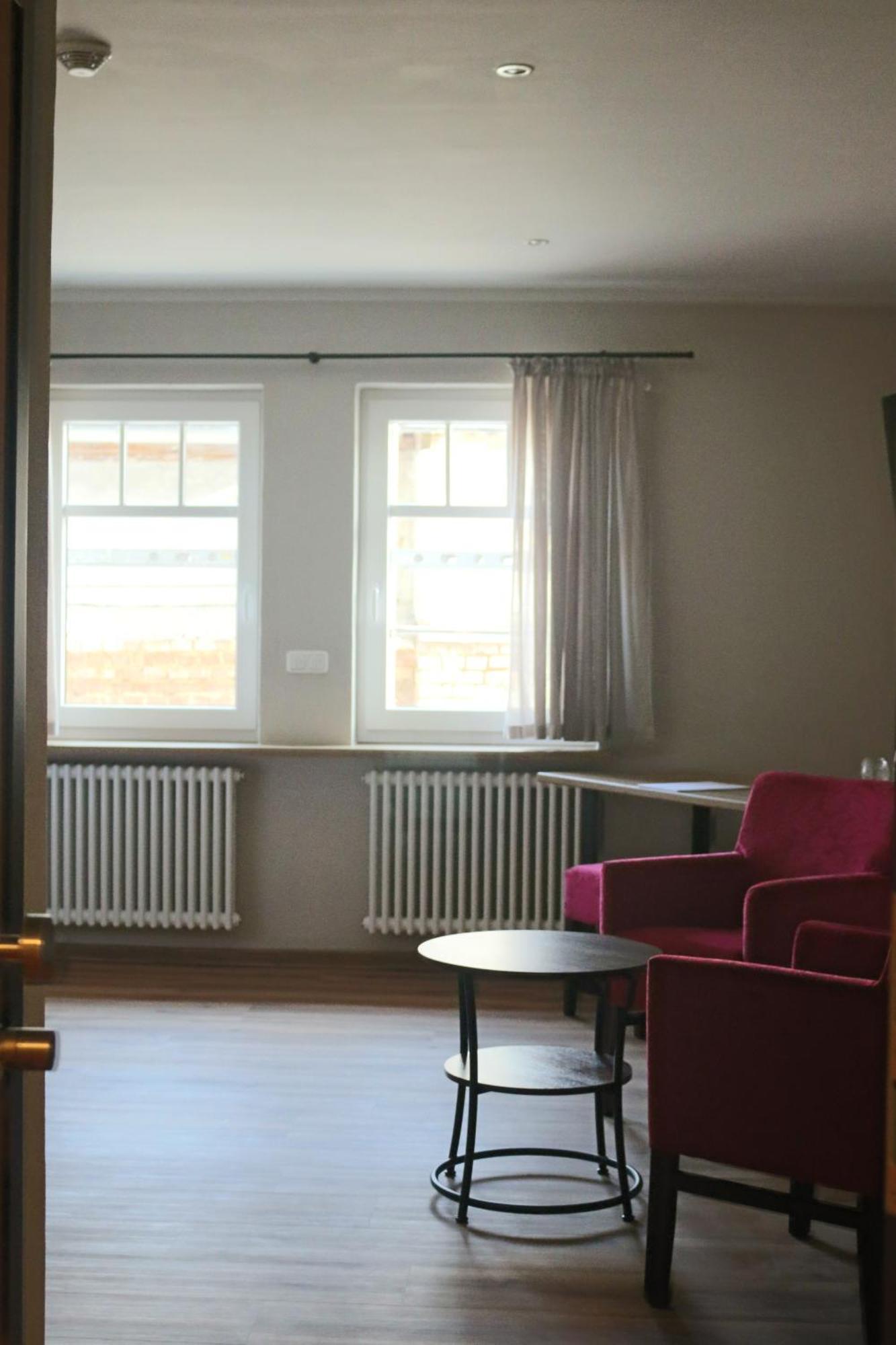 Landgasthof Koenig Von Preussen Helsa Habitación foto