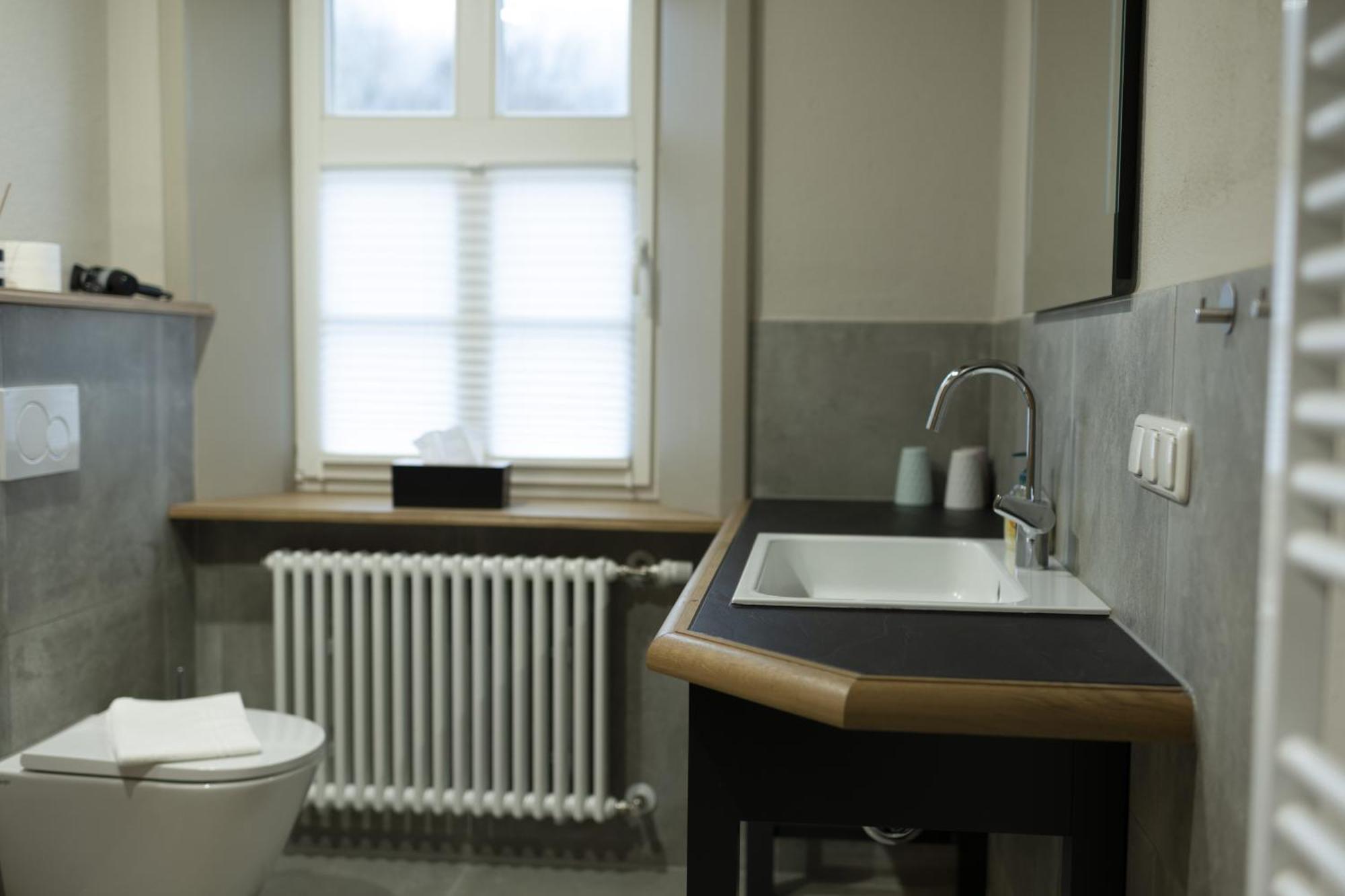 Landgasthof Koenig Von Preussen Helsa Habitación foto